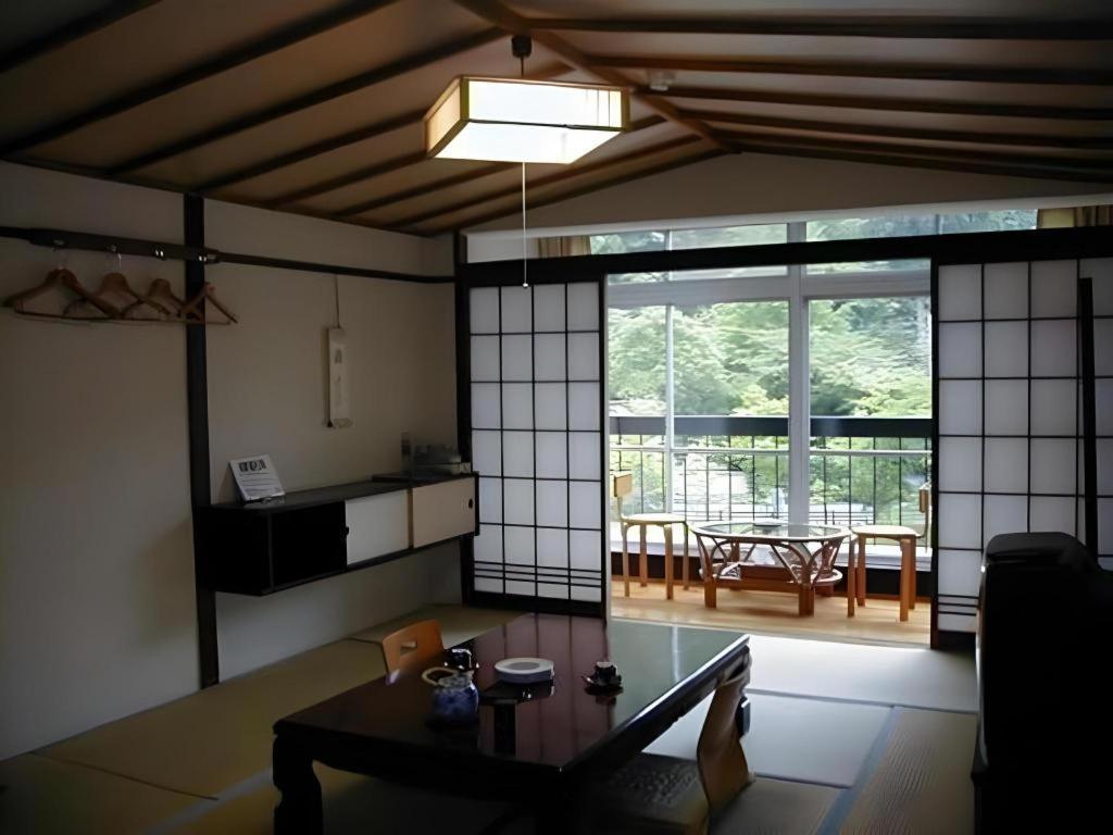 Hotel Myoken Tanaka Kaikan Kirishima Bagian luar foto