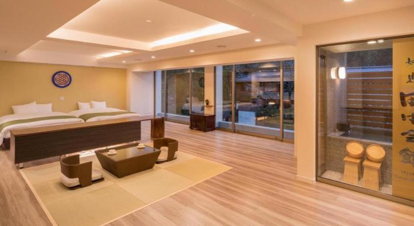 Hotel Myoken Tanaka Kaikan Kirishima Bagian luar foto